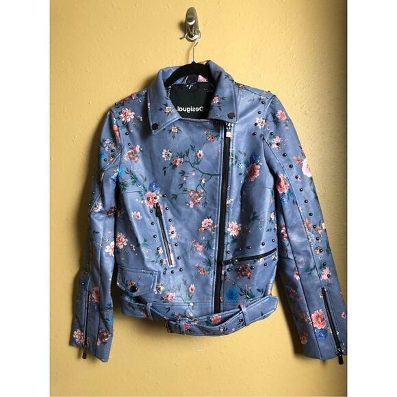 Desigual Women’s Nassau Faux Leather Floral Embroidered Biker Jacket SZ 36 - Picture 7 of 16